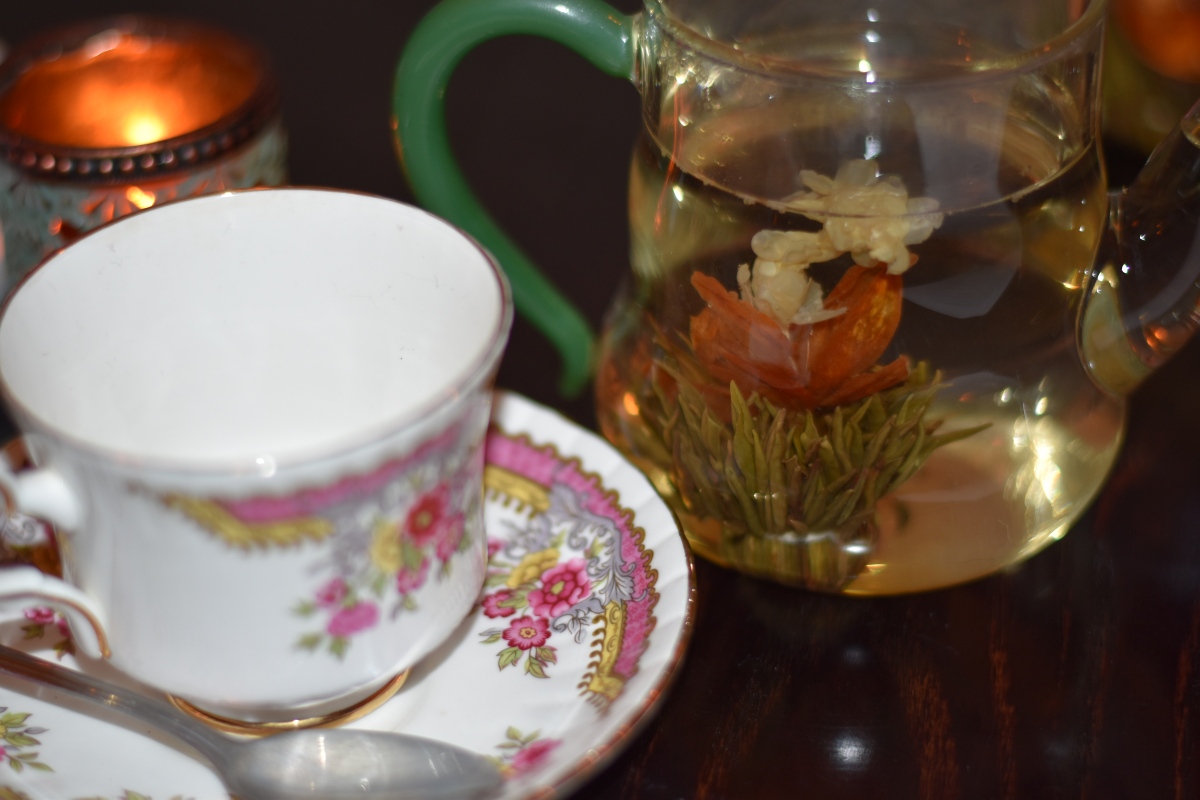 A photograph of the beautiful flowering tea: Jasmine Goddess